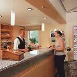 Отель Mercure Bad Homburg 4*