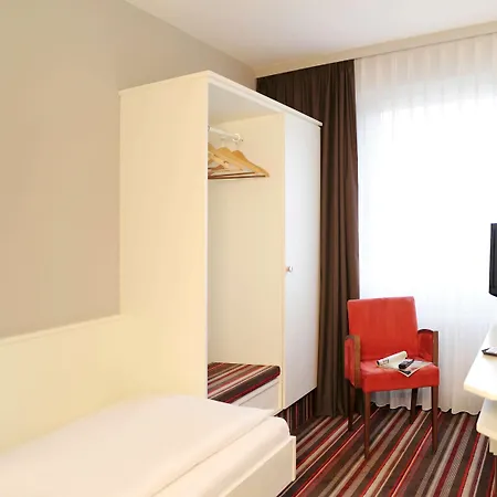 מלון Mercure Bad Homburg 4*